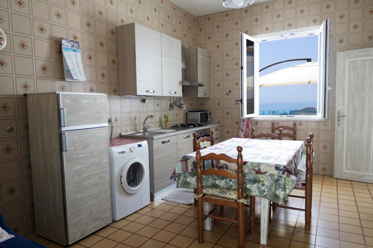 Holiday home Sole Mare - Chiavarello