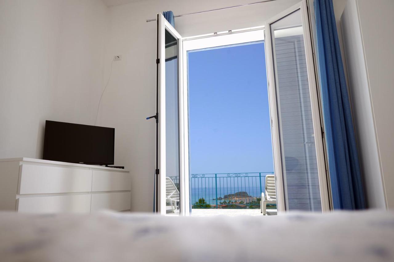 Sole Mare - Chiavarello Holiday home *
